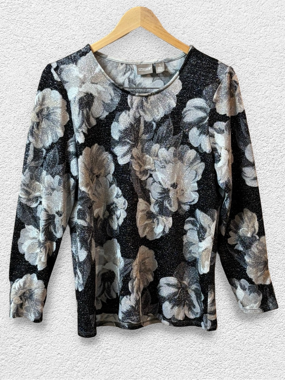 Chico's Size 1 Black Silver Sparkly Metallic  Floral Print Long Sleeve Knit Top